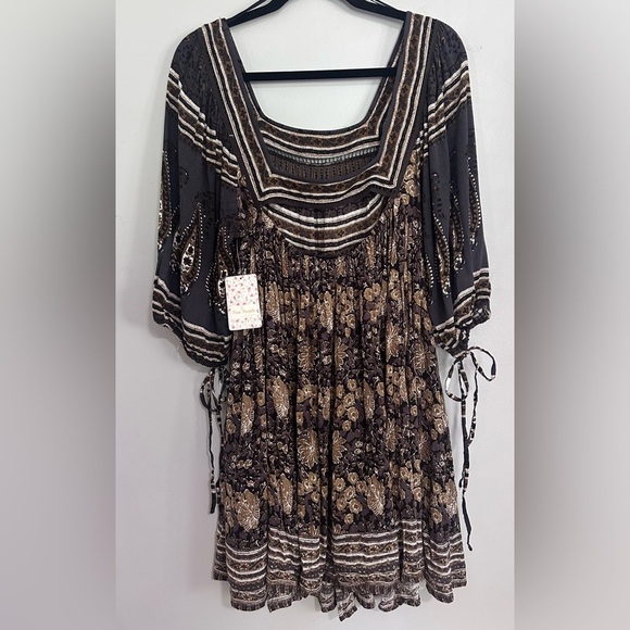Free People Boho Floral Paisley Peasant Dress NWT Size Medium Cottagecore Hippie - Picture 3 of 8